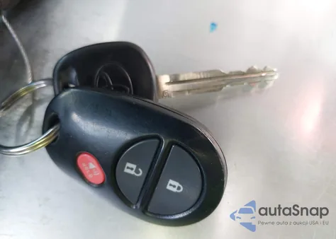 2014 Toyota Tacoma Prerunner V6 z USA, uszkodzony, nr VIN 3TMJU4GN5EM166486